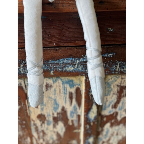 34th & PINE SNOW DOLL ANGEL BALLERINA w/HEART Shelf Sitter Sparkle 21" - Picture 4 of 10